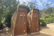 Porquerolles installe des toilettes sèches permanentes pour économiser l'eau