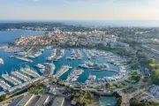 Port Vauban Antibes : guinguette, bar éphémère et glacier pour l'été 2026