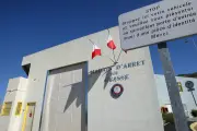 Portables cachés dans des volailles : deux condamnés à Grasse