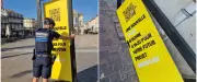 Porte jaune place de la Comédie : le maire de Montpellier s'indigne