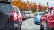 Près de 950 km de bouchons à midi : routes françaises saturées ce samedi