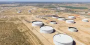 Pétrole : stocks mondiaux au plus bas depuis un an, prévient l'AIE