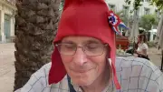 Robert Clavijo anime un café citoyen sur l'histoire du 14 juillet à Béziers