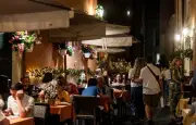 À Rome, la « nonna en vitrine » : un marketing qui trompe les touristes