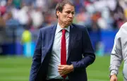 Rudi Garcia fustige l'annulation du carton rouge de Balogun par la FIFA