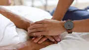 Réveillé du coma, un malade refuse l'arrêt des soins, l'hôpital persiste