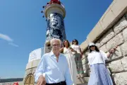 Saint-Tropez : Bardot immortalisée sur le phare avec une œuvre d'Arcimboldo revisitée