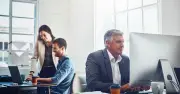 Santé mentale au travail : ce que la Suède fait mieux que la France