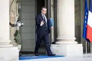 Sécurité sociale : Lecornu taxe les malades pour réduire le déficit