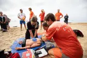 Simulation de noyade à La Londe-les-Maures pour former les secours