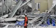Séisme au Japon : au moins 13 morts, des survivants piégés dans un centre commercial