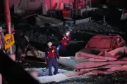 Séisme à Kyushu: 13 morts, centre commercial effondré, 9 000 réfugiés