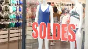 Soldes d'été à Nîmes : bilan contrasté entre chaleur, touristes et pouvoir d'achat