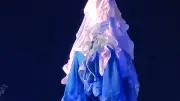 Spectacle aérien Sway pole à Cabrières : une féerie sous les étoiles
