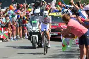 Tadej Pogacar écrase le Tourmalet et reprend le Maillot Jaune