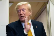 États-Unis : avant les midterms, Trump accusé de s'emparer du contrôle des élections