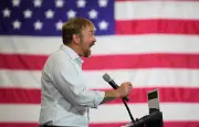 États-Unis : un candidat démocrate au Sénat se retire après des accusations de viol