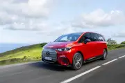Test Mercedes VLE : le van électrique de luxe avec 700 km d'autonomie