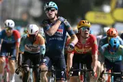 Tim Merlier remporte la 7e étape du Tour de France à Bordeaux