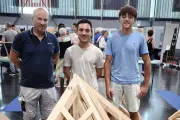 Tom Aubert, 16 ans, médaille d'or en charpenterie au concours des meilleurs apprentis de France