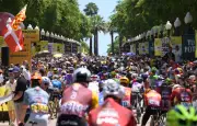 Tour de France : décision sur la 3e étape menacée par un incendie