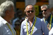 Tour de France : politiques en quête de visibilité à neuf mois de la présidentielle