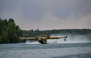 Trois entreprises françaises conçoivent des bombardiers d'eau pour remplacer les Canadair
