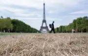 Troisième canicule de l'été 2026 : 23 départements en orange