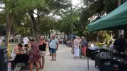 Troisième marché nocturne à Bouillargues : le public au rendez-vous