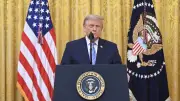 Trump menace de retirer les licences des chaînes NBC et ABC