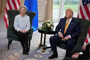 Trump menace l'Europe de taxes douanières pour travail forcé