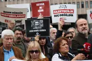 Turquie : deux journalistes arrêtés à la veille du sommet de l'OTAN
