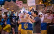 Ukraine : manifestations massives contre le limogeage du ministre de la Défense Fedorov