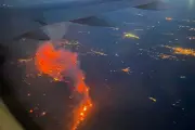 Un Azuréen capture des images spectaculaires de l'incendie dans le Var vu du ciel