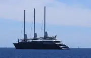 Un yacht de luxe détruit une épave d'avion de la Seconde Guerre mondiale dans le Var