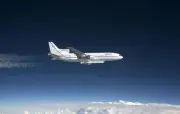 Une vidéo virale d'un avion disparaissant dans un cercle de fumée est un deepfake