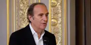 Xavier Niel investit 5,1 milliards d'euros et devient premier actionnaire de Vodafone