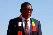 Zimbabwe : le président court-circuite la Constitution