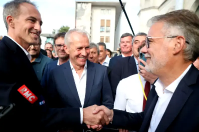 Primaire socialiste : Faure et Glucksmann, la bataille est lancée