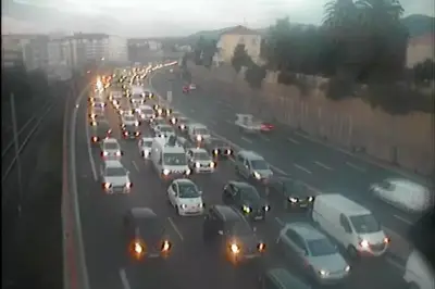A8 perturbée : pluies diluviennes, accidents et sortie fermée sur la Côte d'Azur