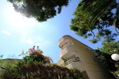 Adolescent égorgé à Antibes : le récit d'une nuit d'horreur