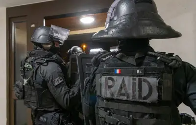 Adolescent tué à Nice: le père suspecté, enquête ouverte