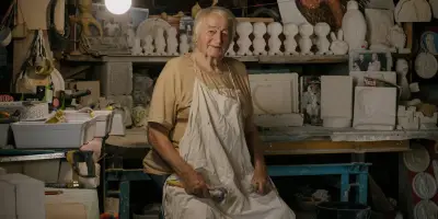 André Degorças, sculpteur de célébrités en béton