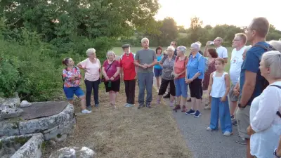 Balade nocturne à Saint-Privat-de-Champclos : 57 participants