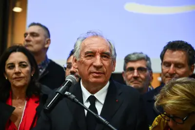 Bayrou propose une primaire pour 2027 contre les extrêmes