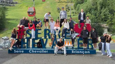 Bouc-Bel-Air : les jeunes veillent sur les massifs