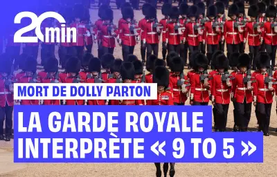 Buckingham : les gardes rendent hommage à Dolly Parton avec « 9 to 5 »