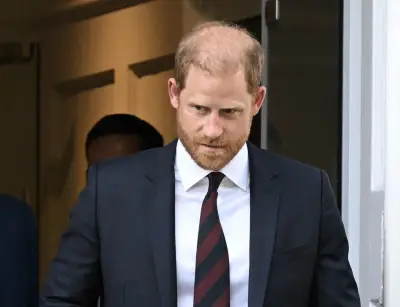 Charles III soumet Harry à une série d'épreuves protocolaires