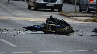Collision mortelle moto-voiture sur la D17 à Éguilles