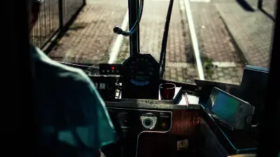 Conducteur CFF licencié pour avoir lu en conduisant